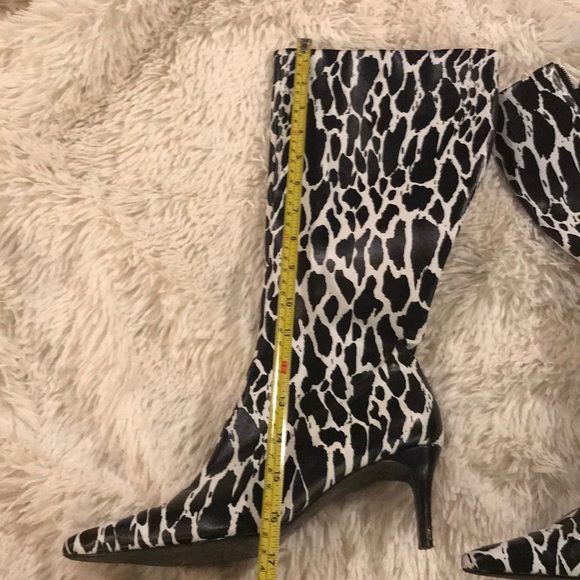 Colin Stuart Zebra boots - Picture 5 of 7